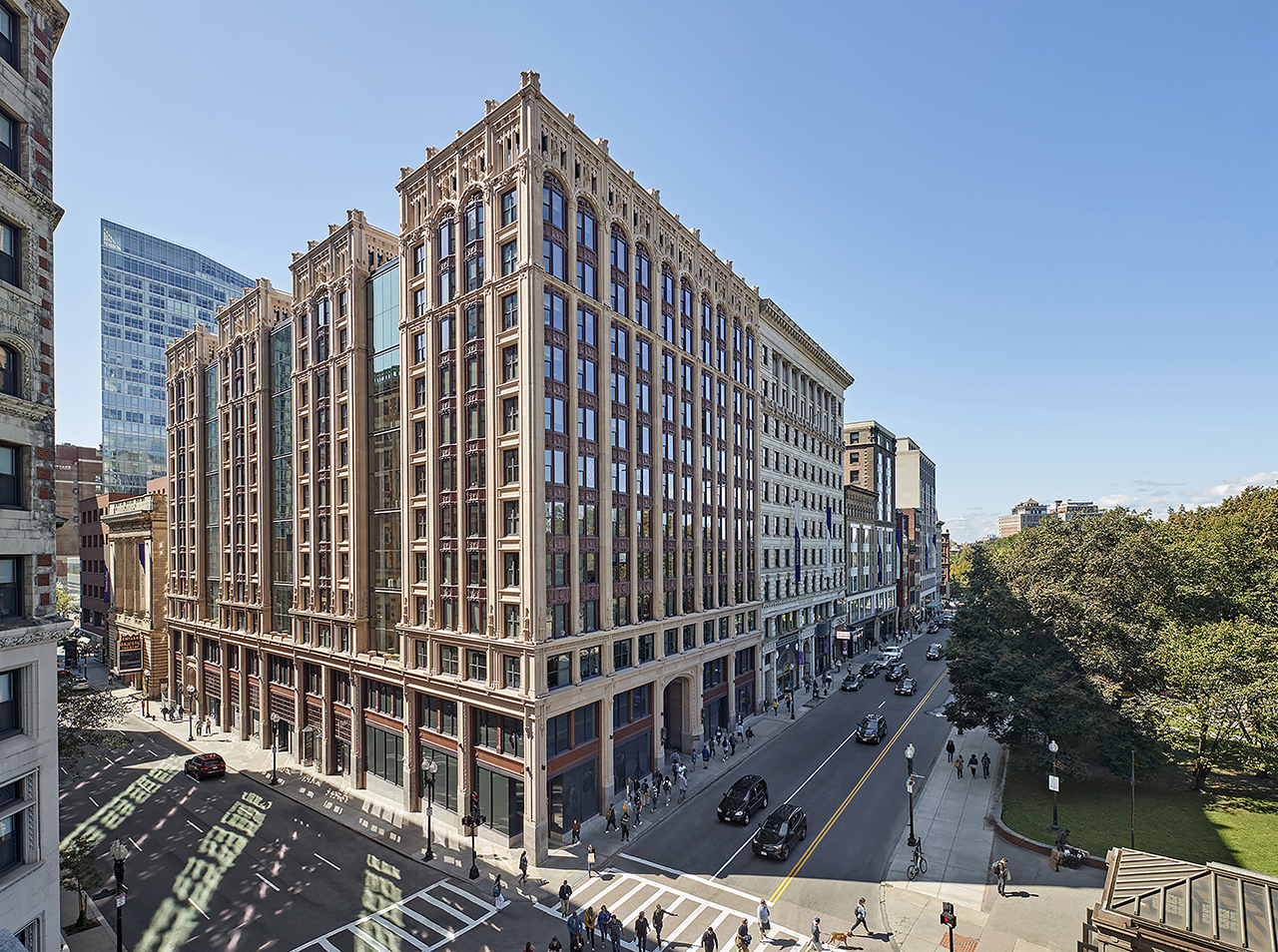 Joan & Edgar Booth Theatre and the College of Fine Arts Production Center /  Elkus Manfredi Architects